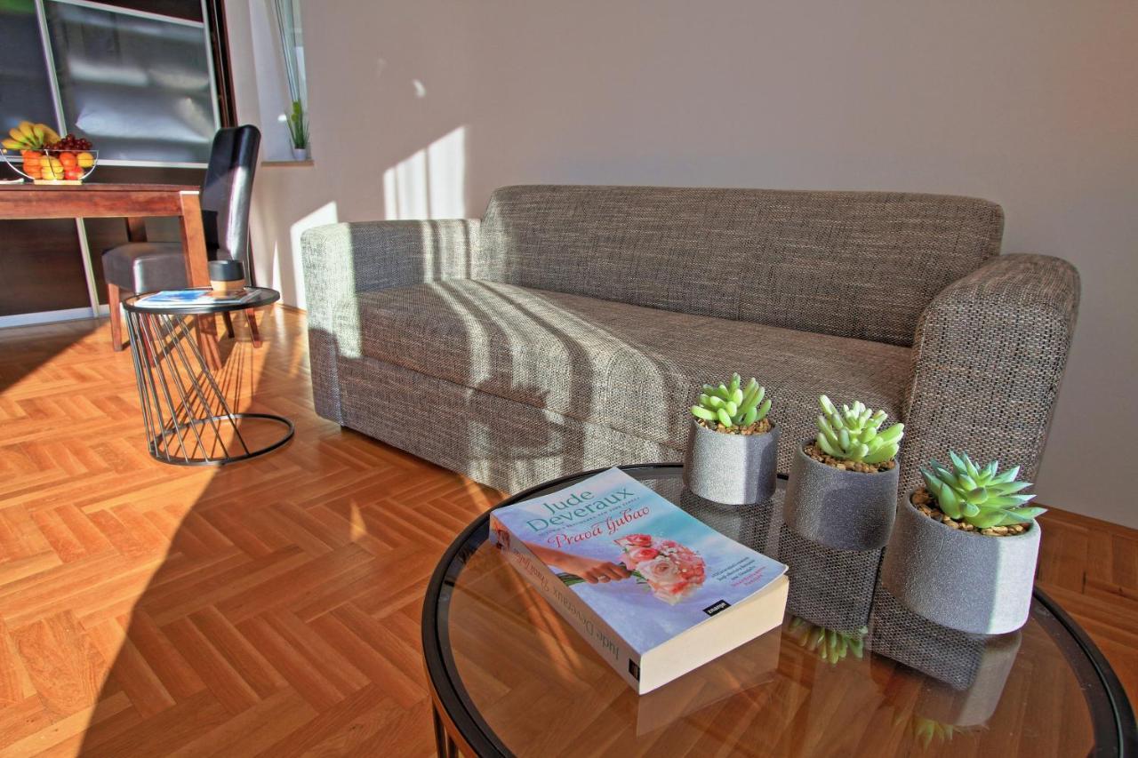 Studio Apartman Luka Senj  Exteriör bild